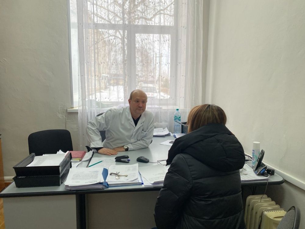 Исполняющий обязанности заместителя главного врача по медицинской части Габитов Ф. И. провёл приём граждан